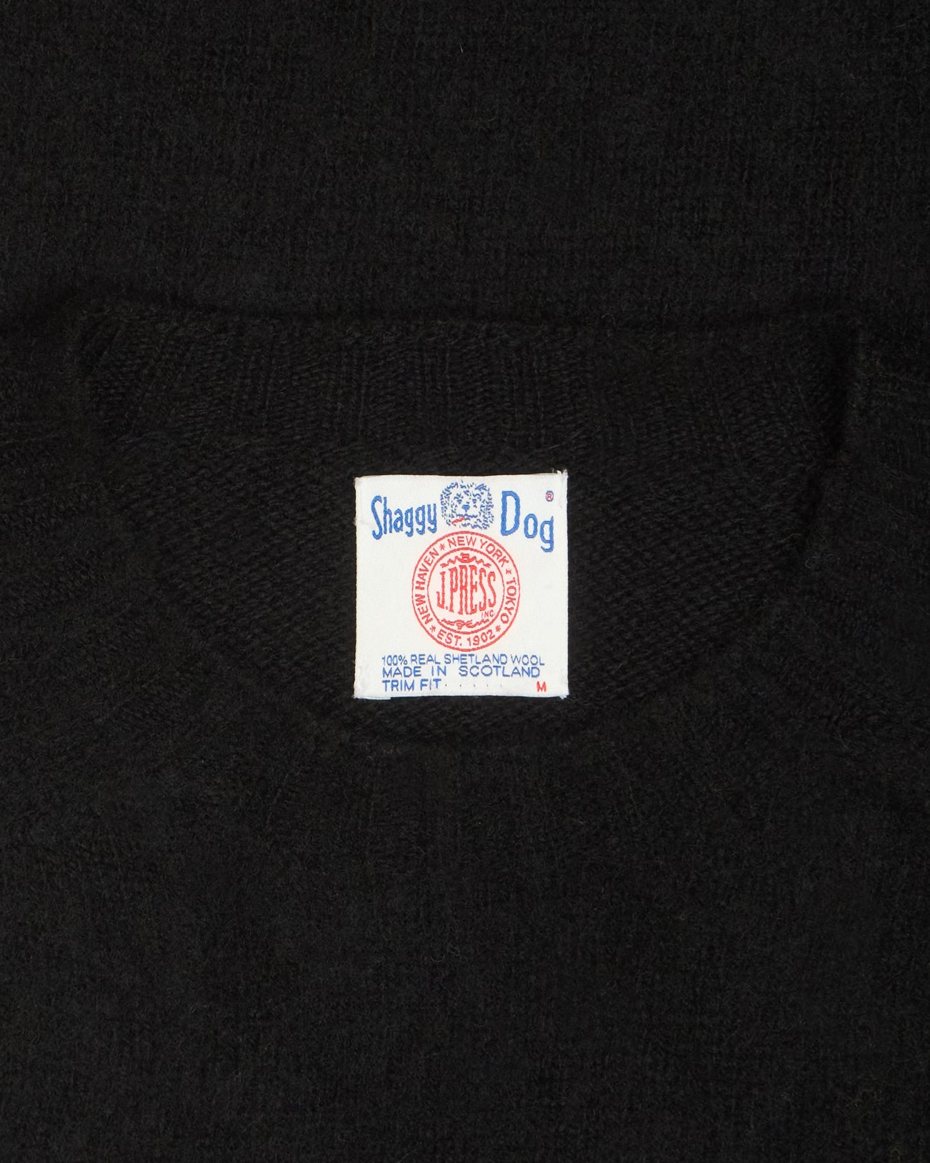 Made-in-Scotland Black Shaggy Dog Icon Sweater - Trim Fit