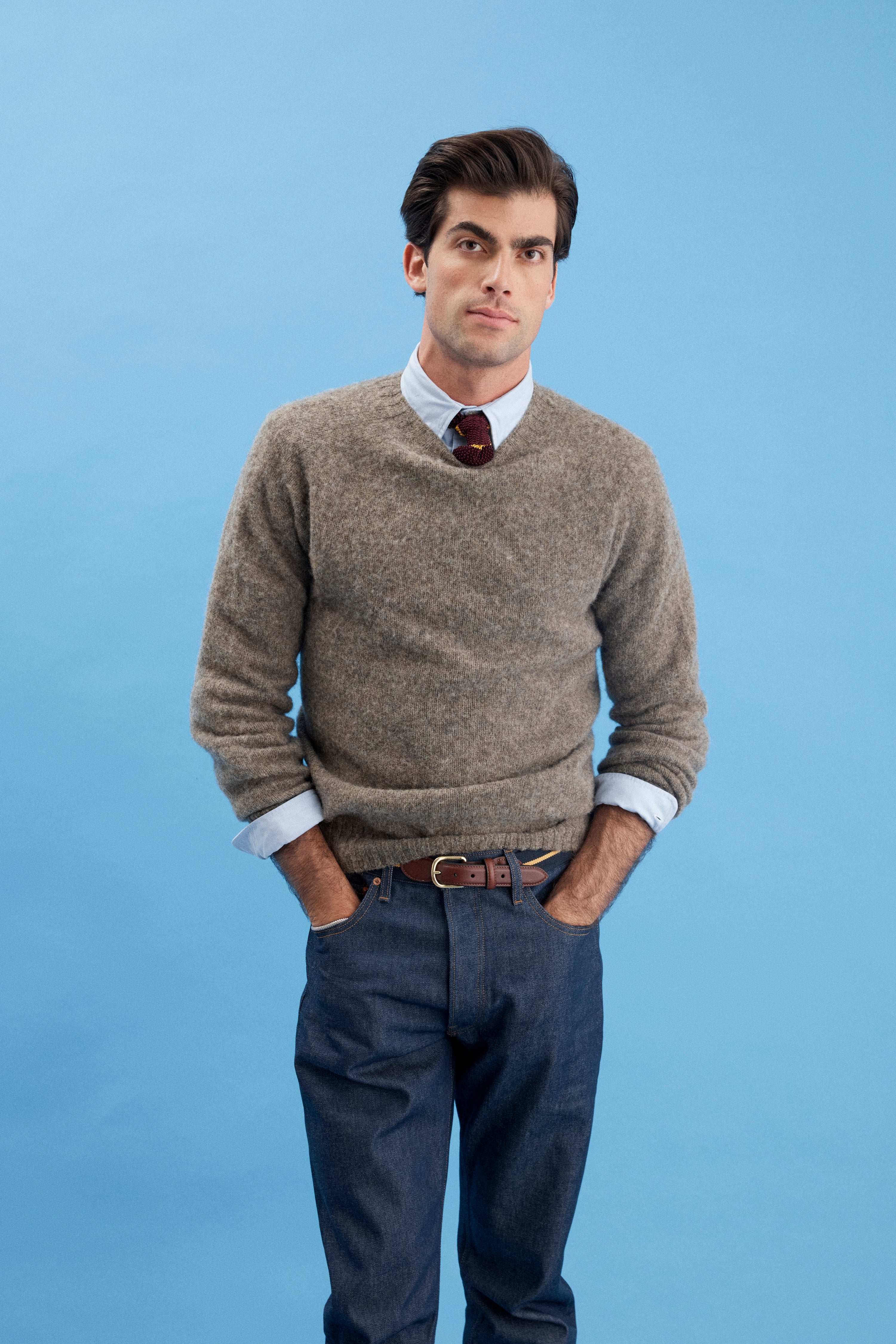 Made-in-Scotland Grey Shaggy Dog Sweater - Trim Fit