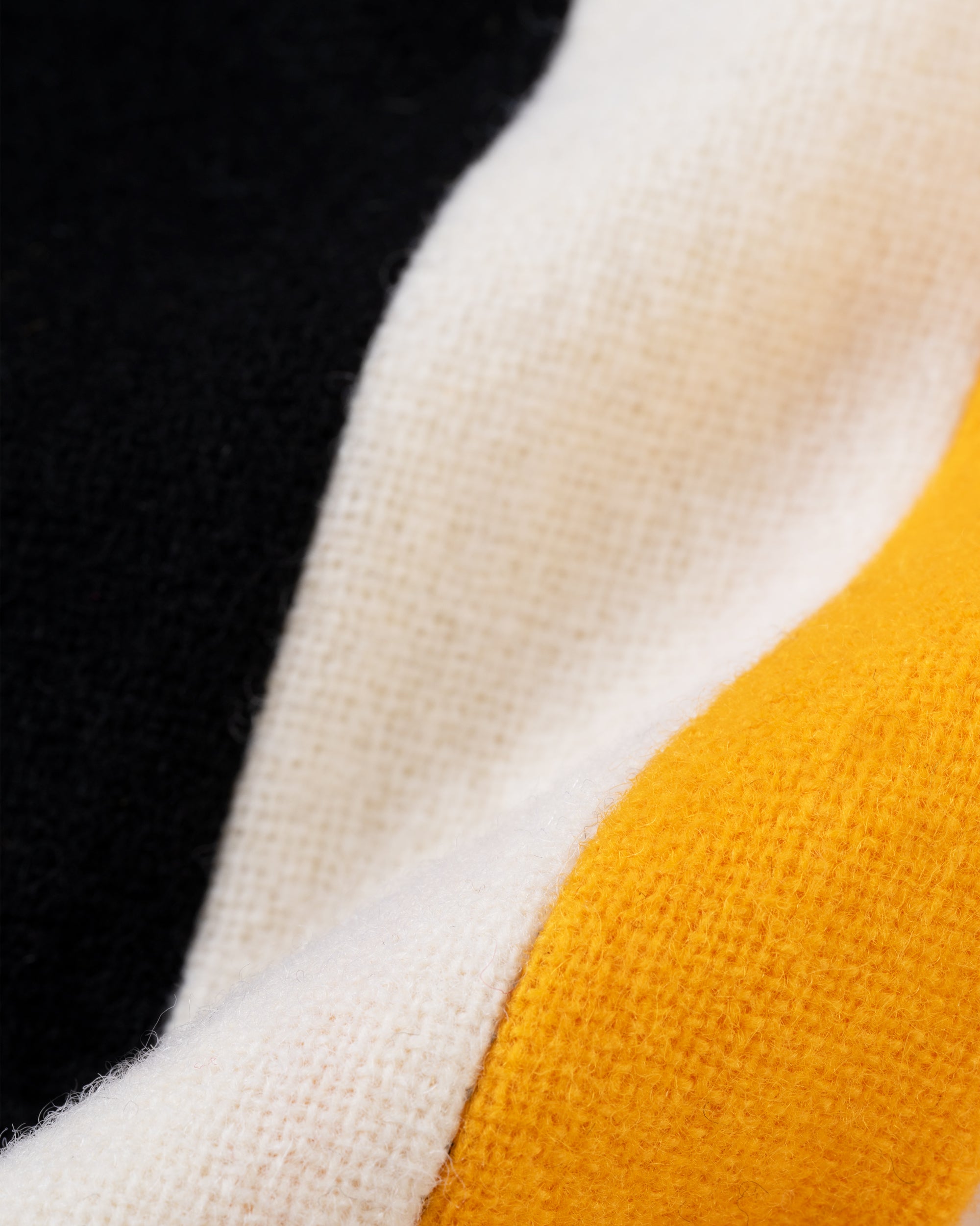 Made-in-England Ezra Stiles College Schoolboy Muffler