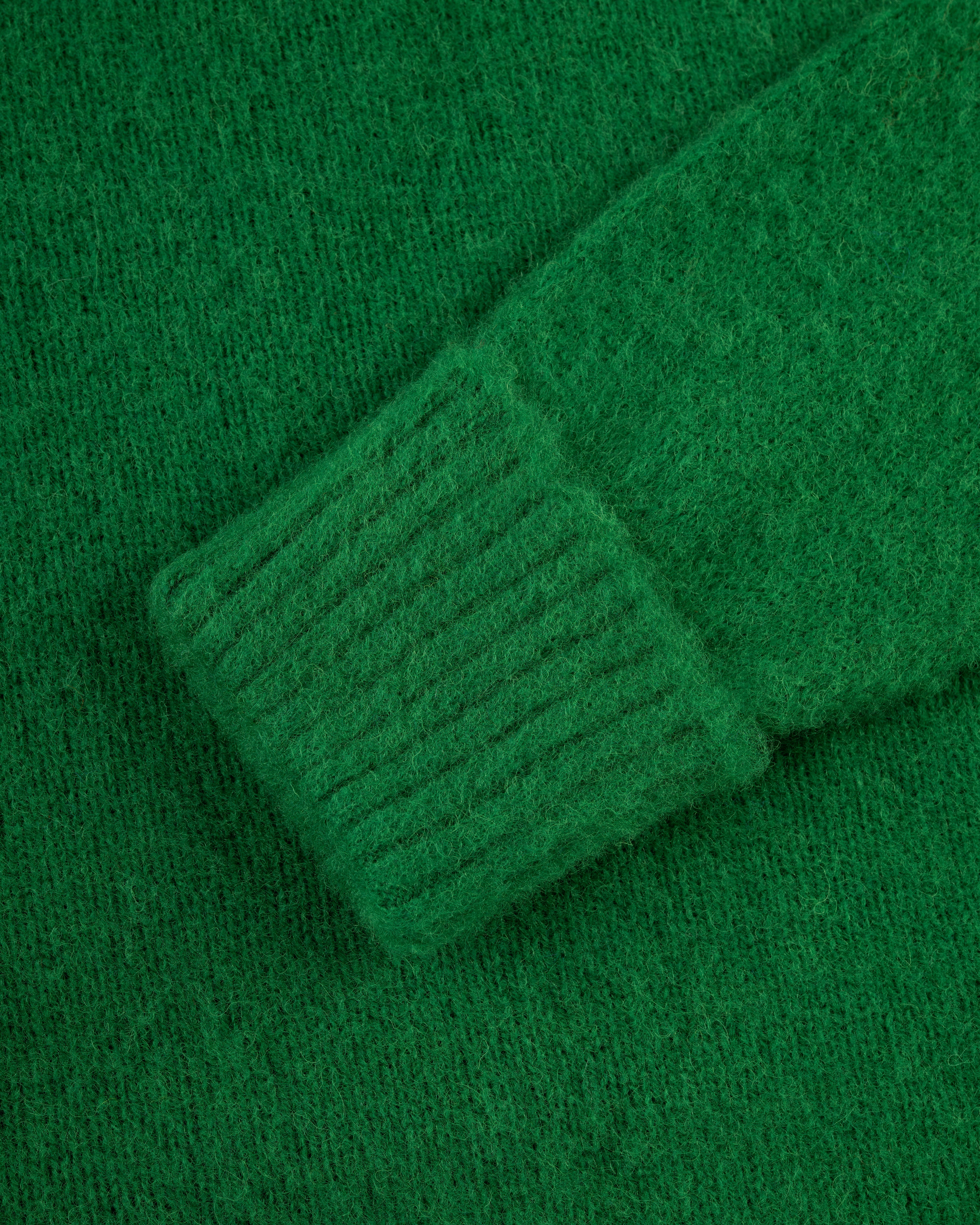 Made-in-Scotland Grass Green Shaggy Dog Sweater - Classic Fit