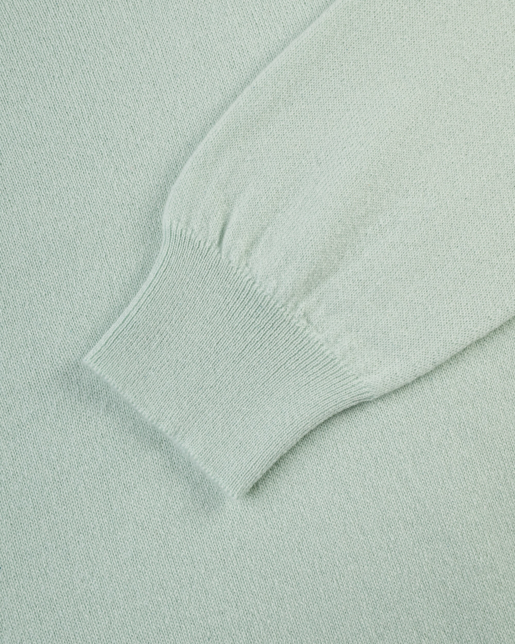 Made-in-Scotland Eton Blue Cashmere V-neck Sweater