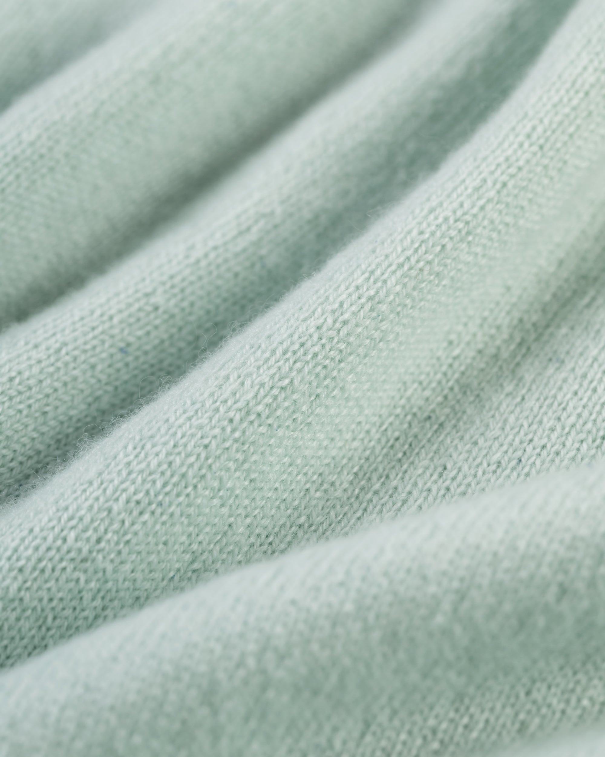 Made-in-Scotland Eton Blue Cashmere V-neck Sweater