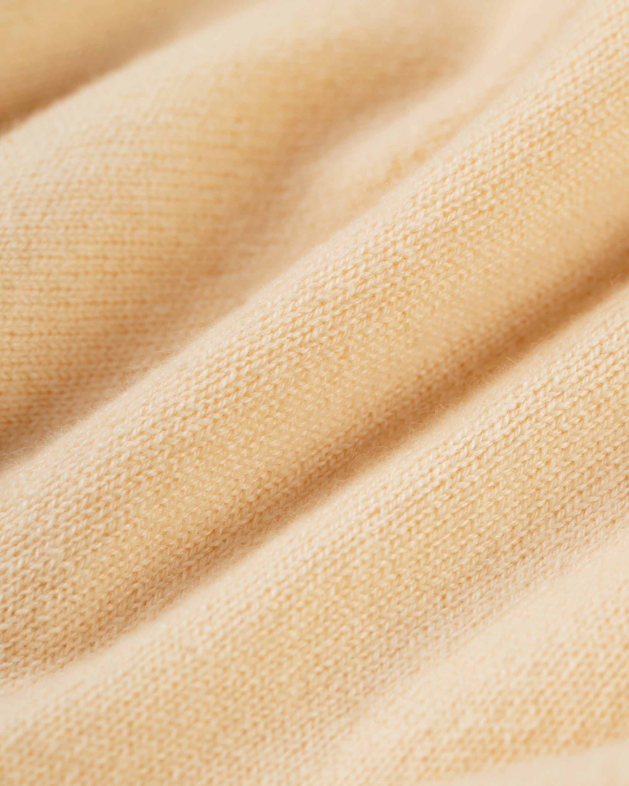 Made-in-Scotland Yellow Cashmere Crewneck Sweater