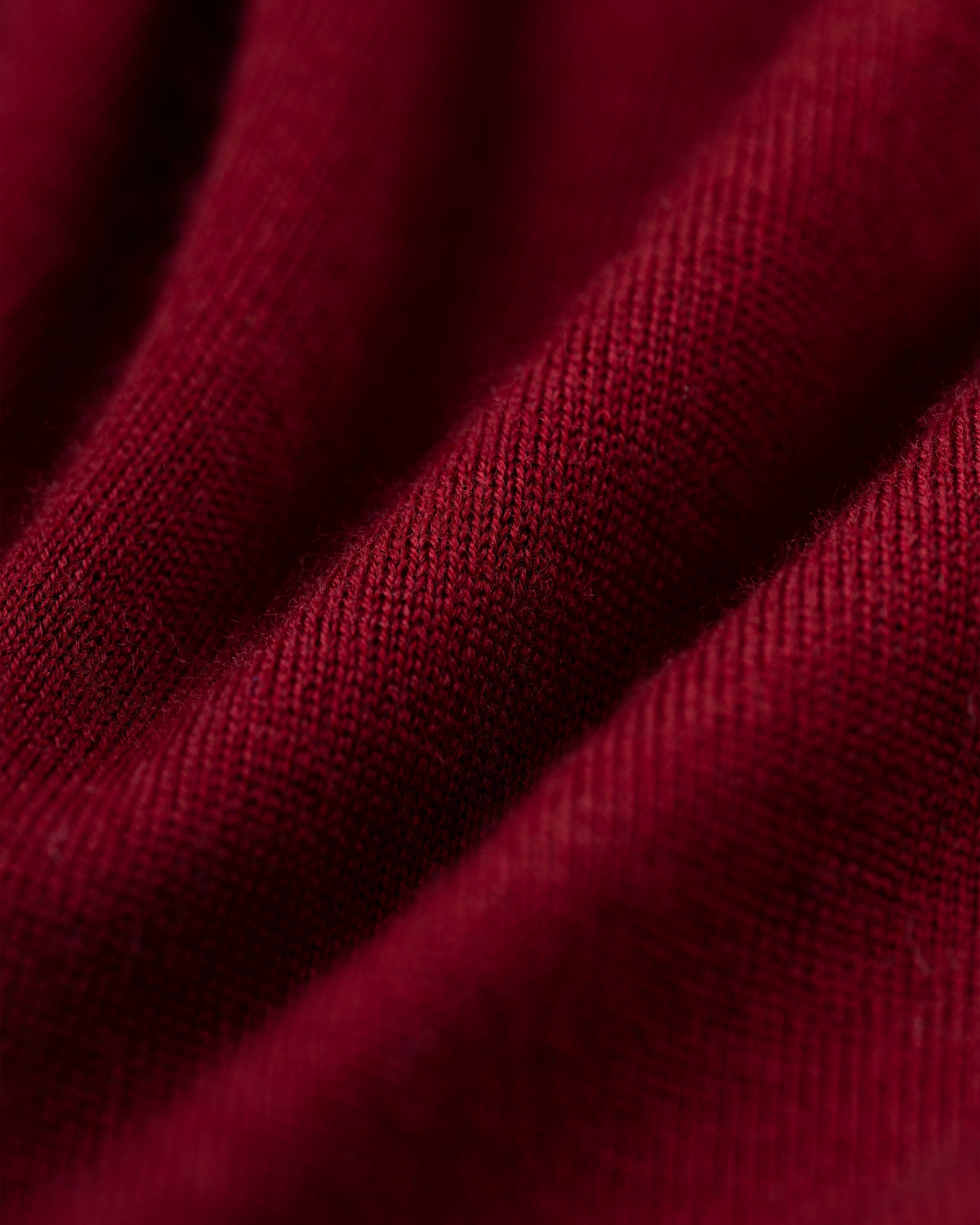 Made-in-Scotland Burgundy Superfine Merino Wool Sweater