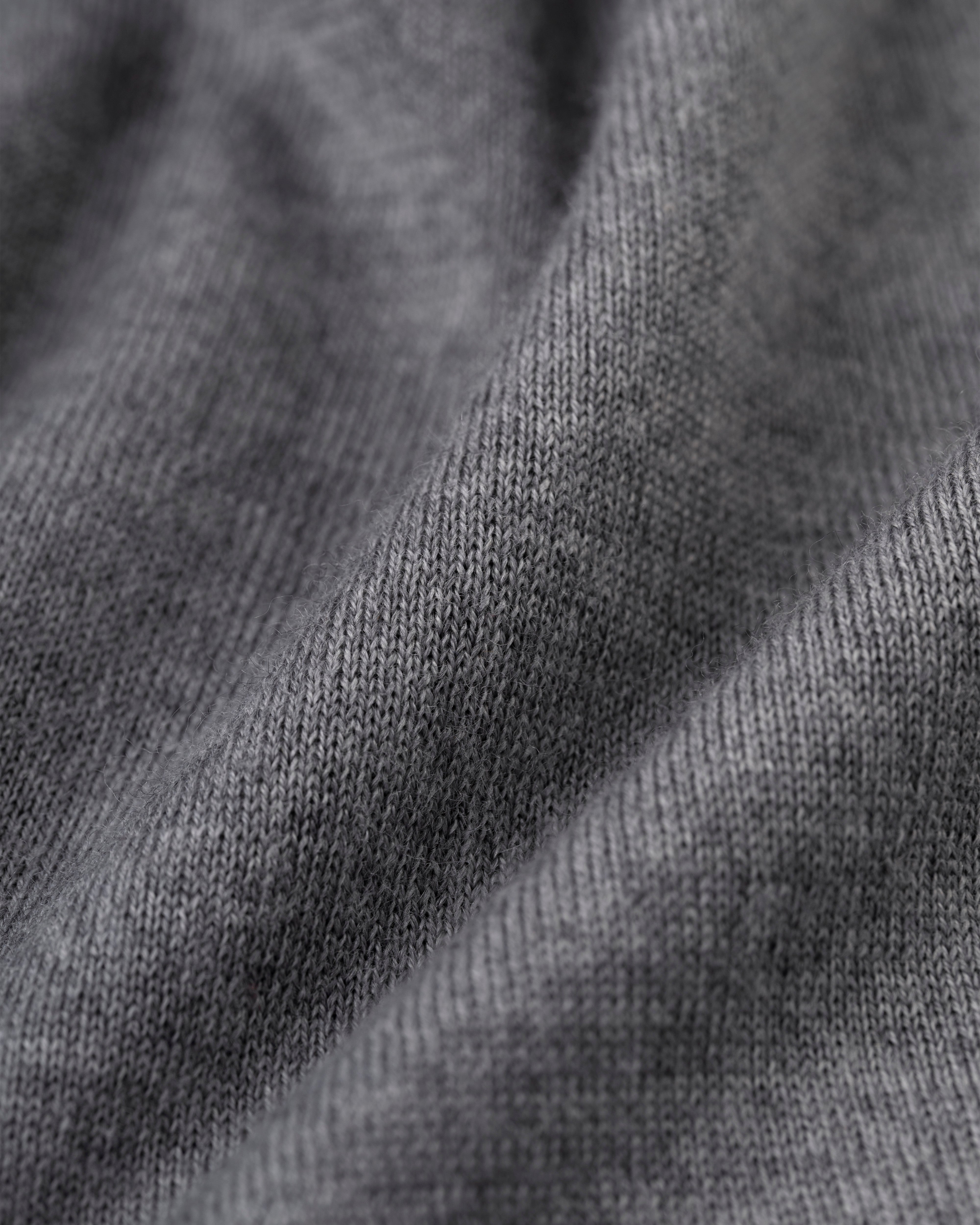 Made-in-Scotland Grey Superfine Merino Wool Sweater