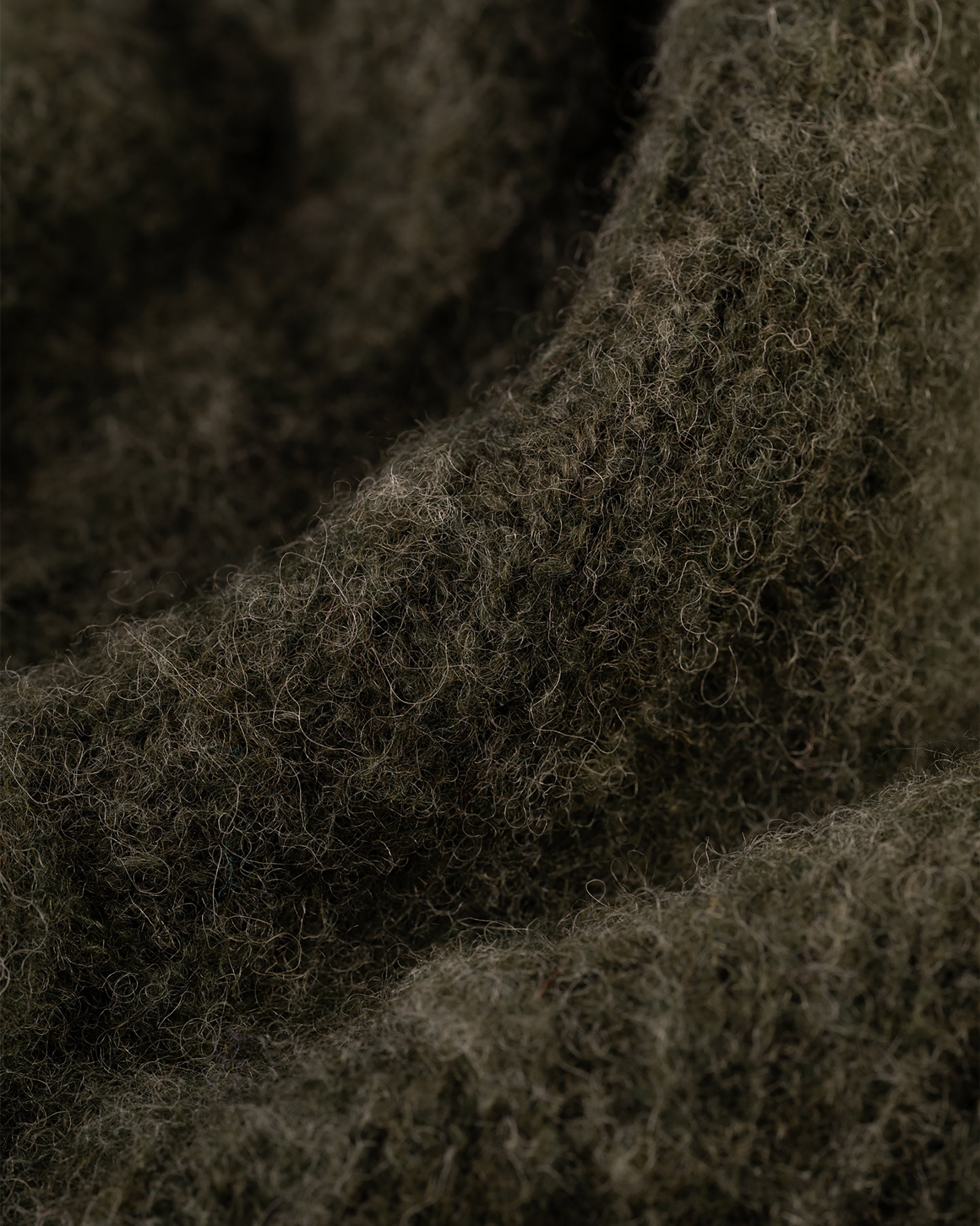 Made-in-Scotland Dark Green Shaggy Dog Cableknit Sweater - Classic Fit