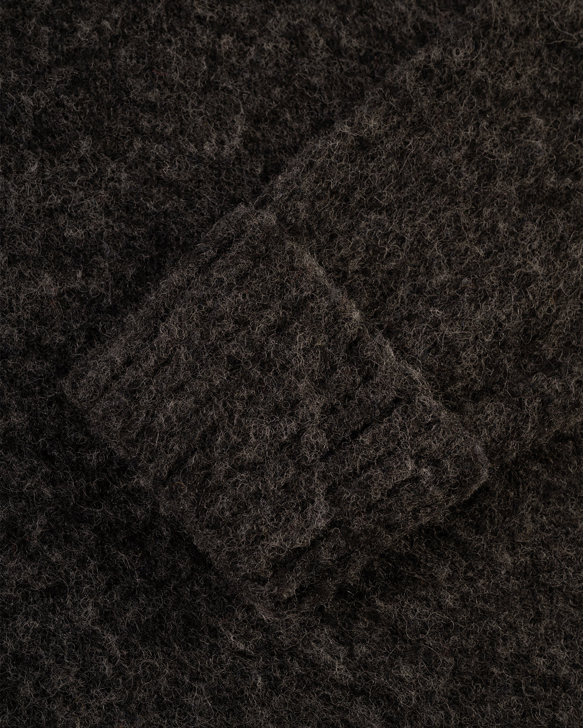 Made-in-Scotland Charcoal Shaggy Dog Sweater - Classic Fit