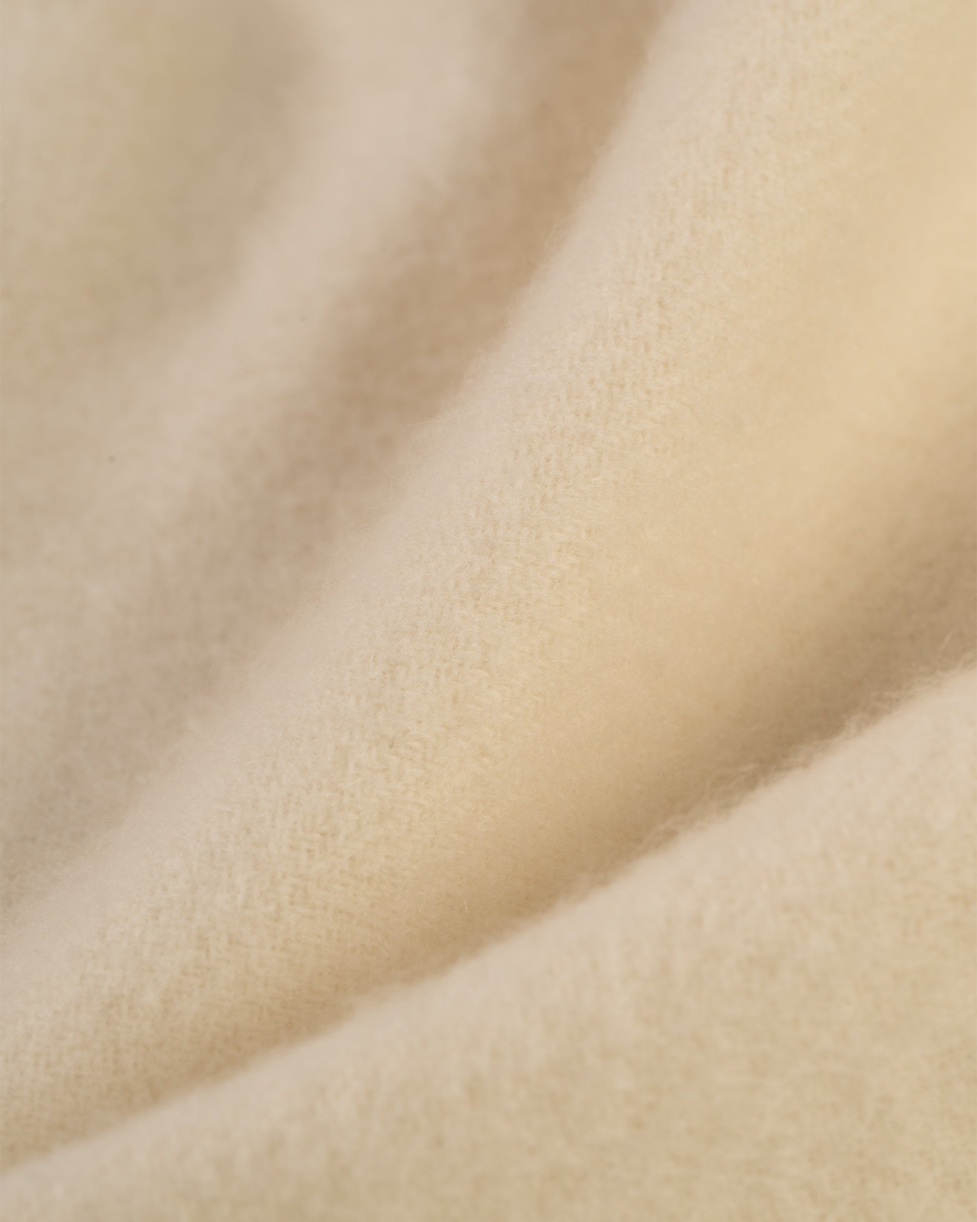 Made-in-England Solid Cashmere Muffler