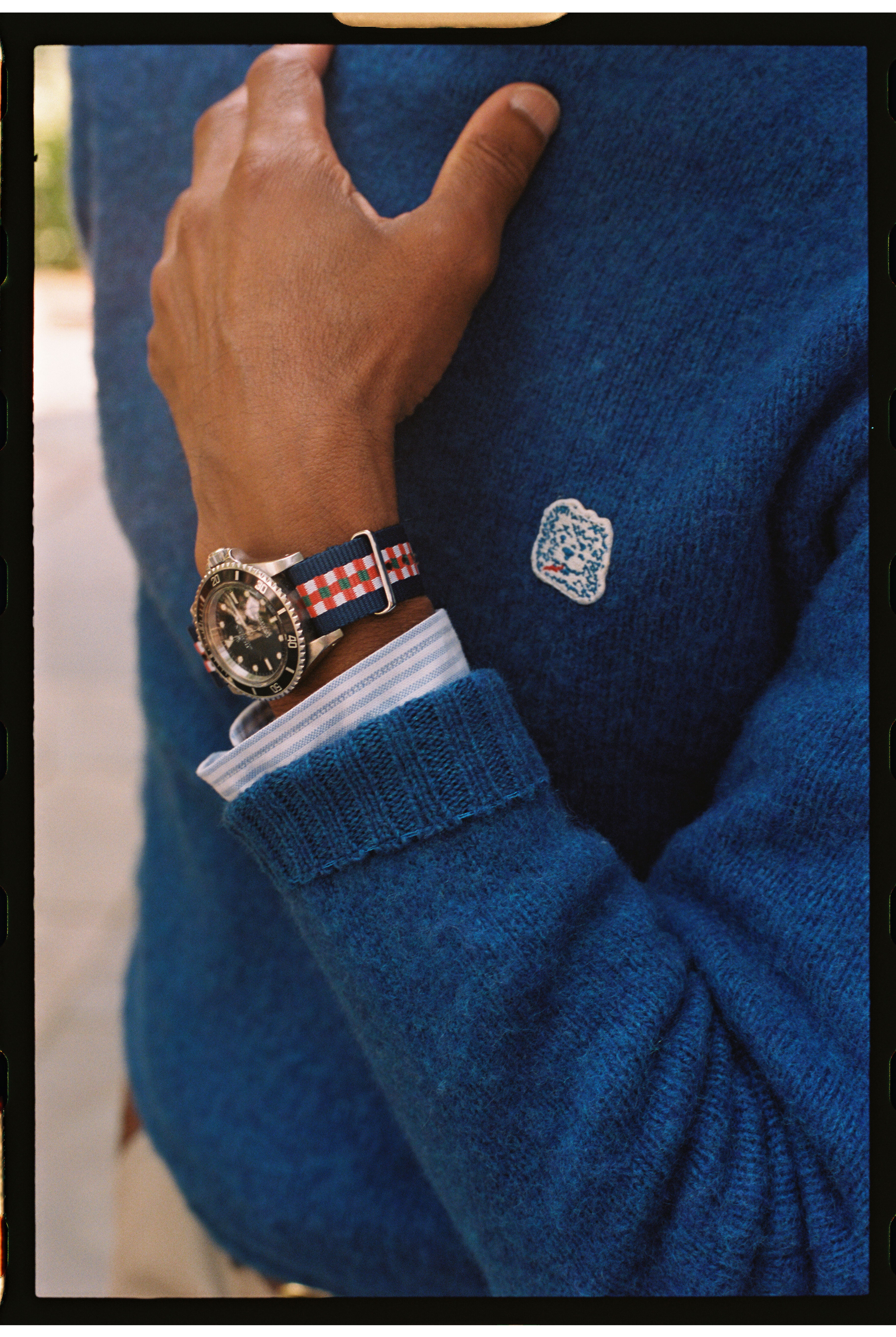 Made-in-Scotland Medium Blue Shaggy Dog Icon Sweater - Trim Fit