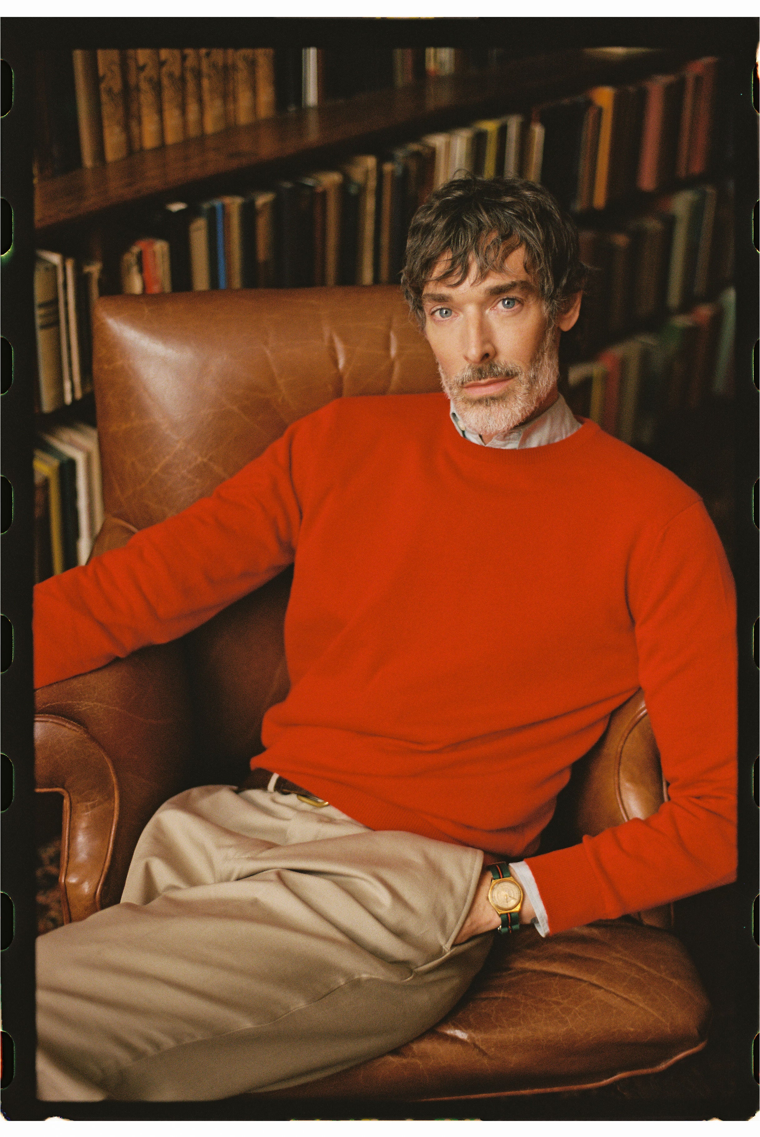 Made-in-Scotland Red Cashmere Crewneck Sweater