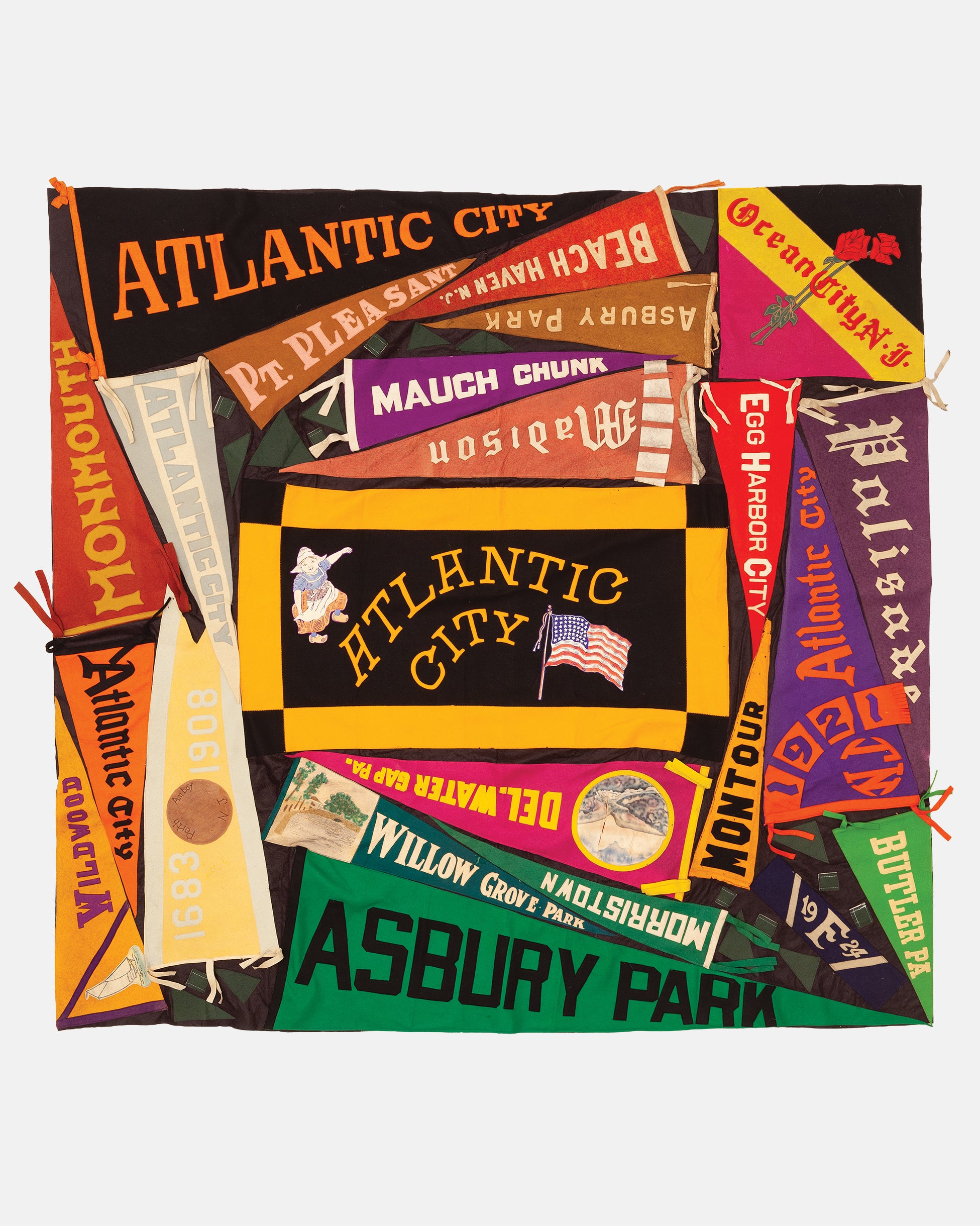 Vintage Pennant Quilt - Town and Country #18