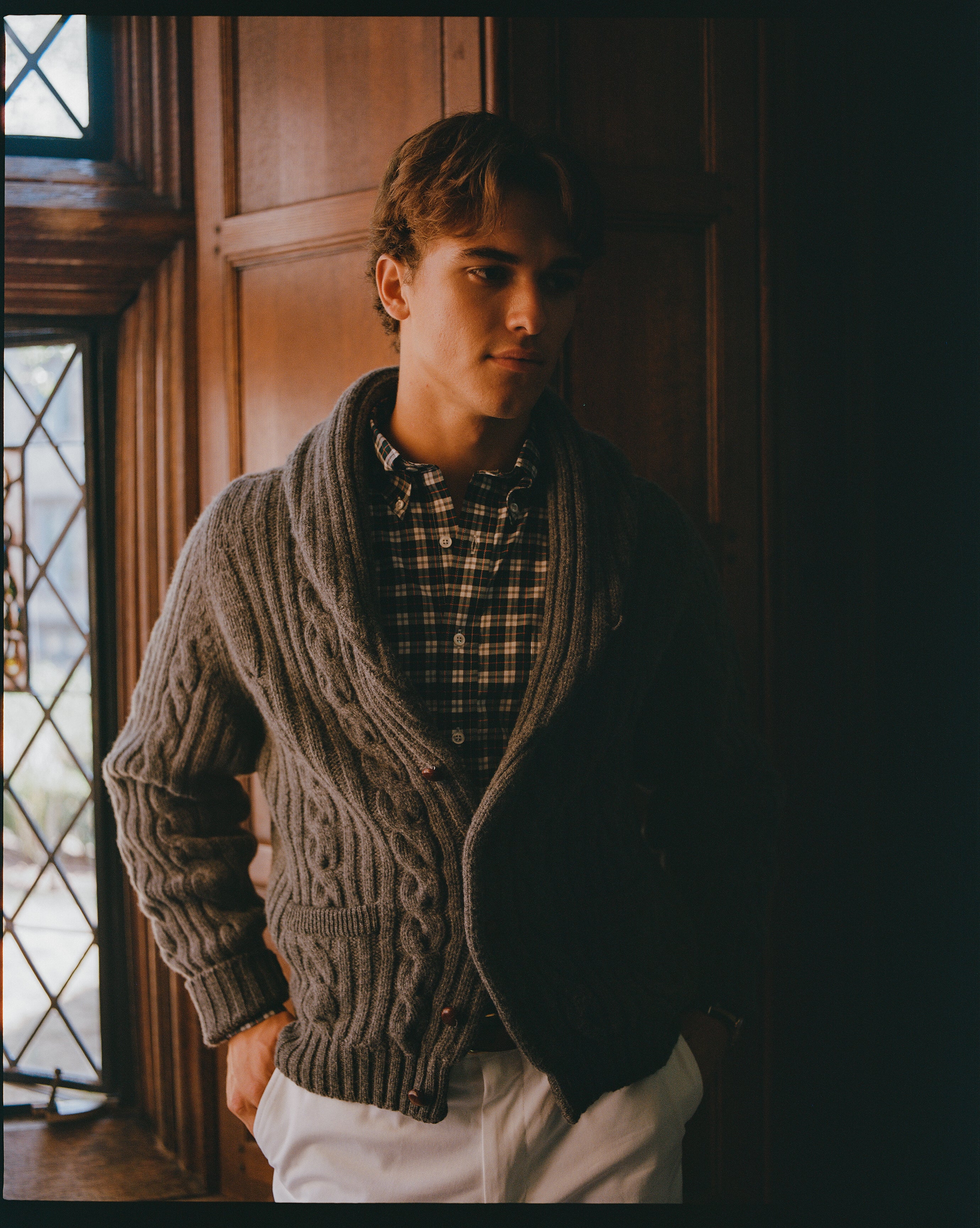 Made-in-Scotland Brown Cableknit Lambswool Cardigan