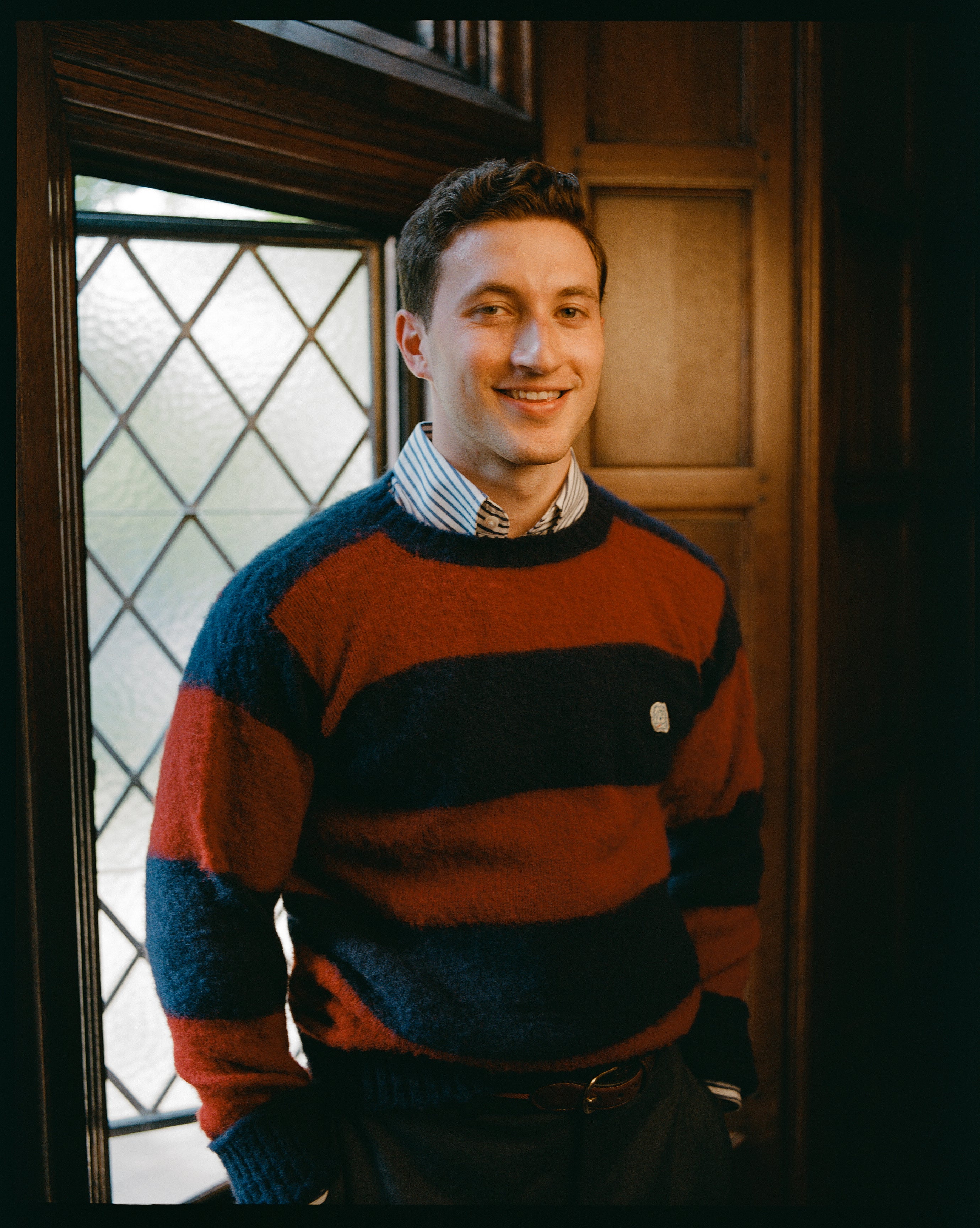 Made-in-Scotland Navy & Dark Red Stripe Shaggy Dog Icon Sweater - Classic Fit