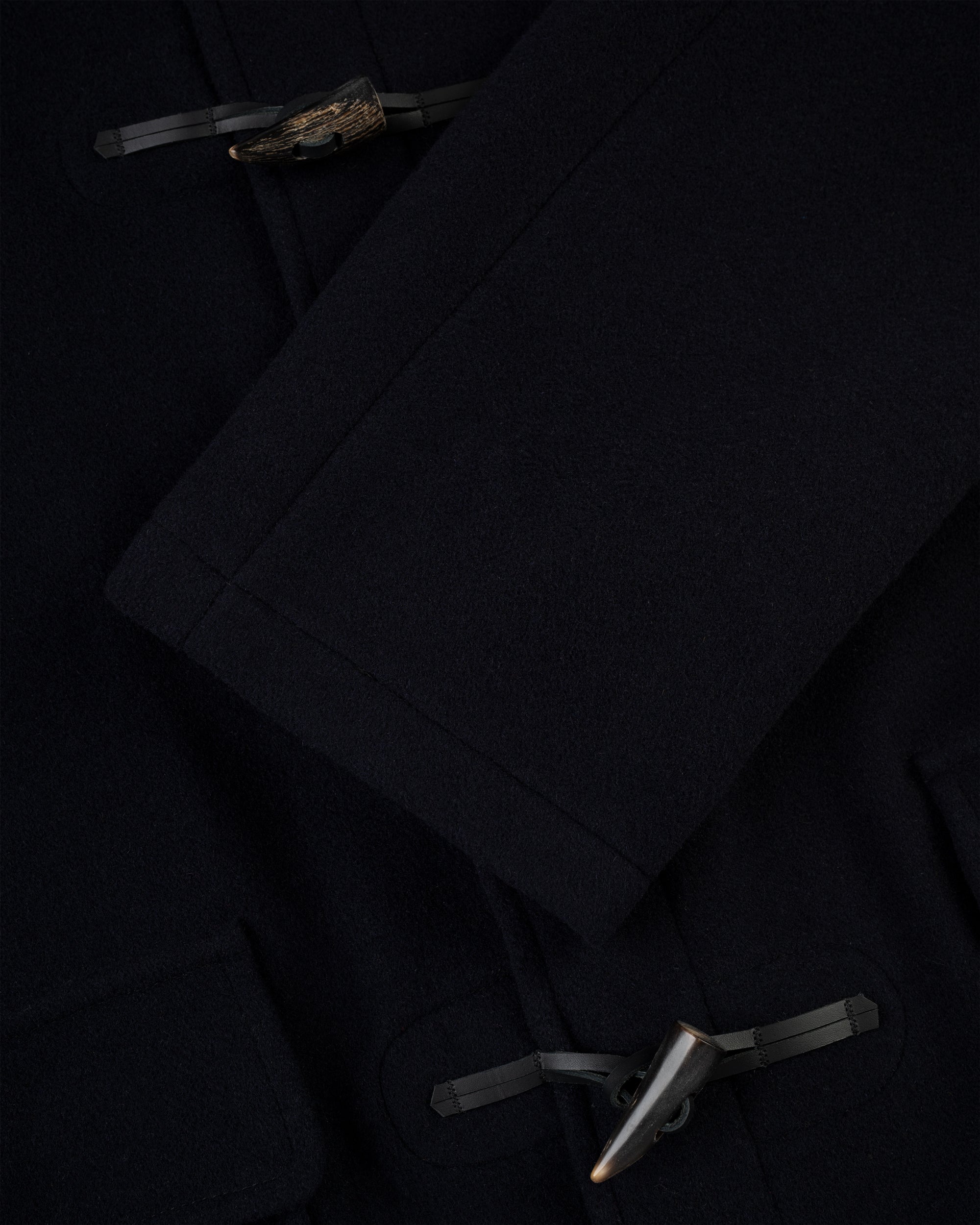 Made-in-England Navy Classic Morris Duffle Coat