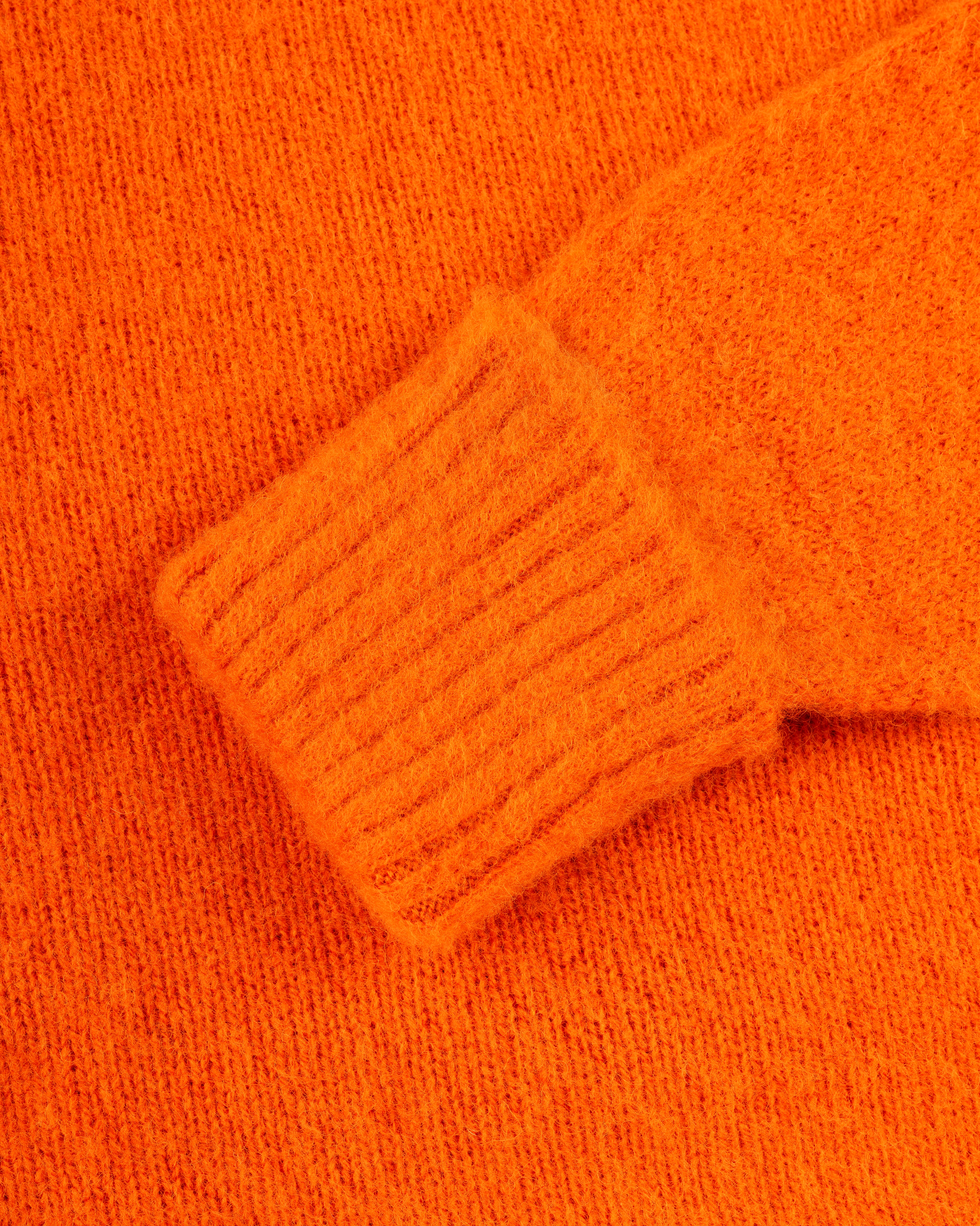 Made-in-Scotland Pumpkin Shaggy Dog Sweater - Classic Fit