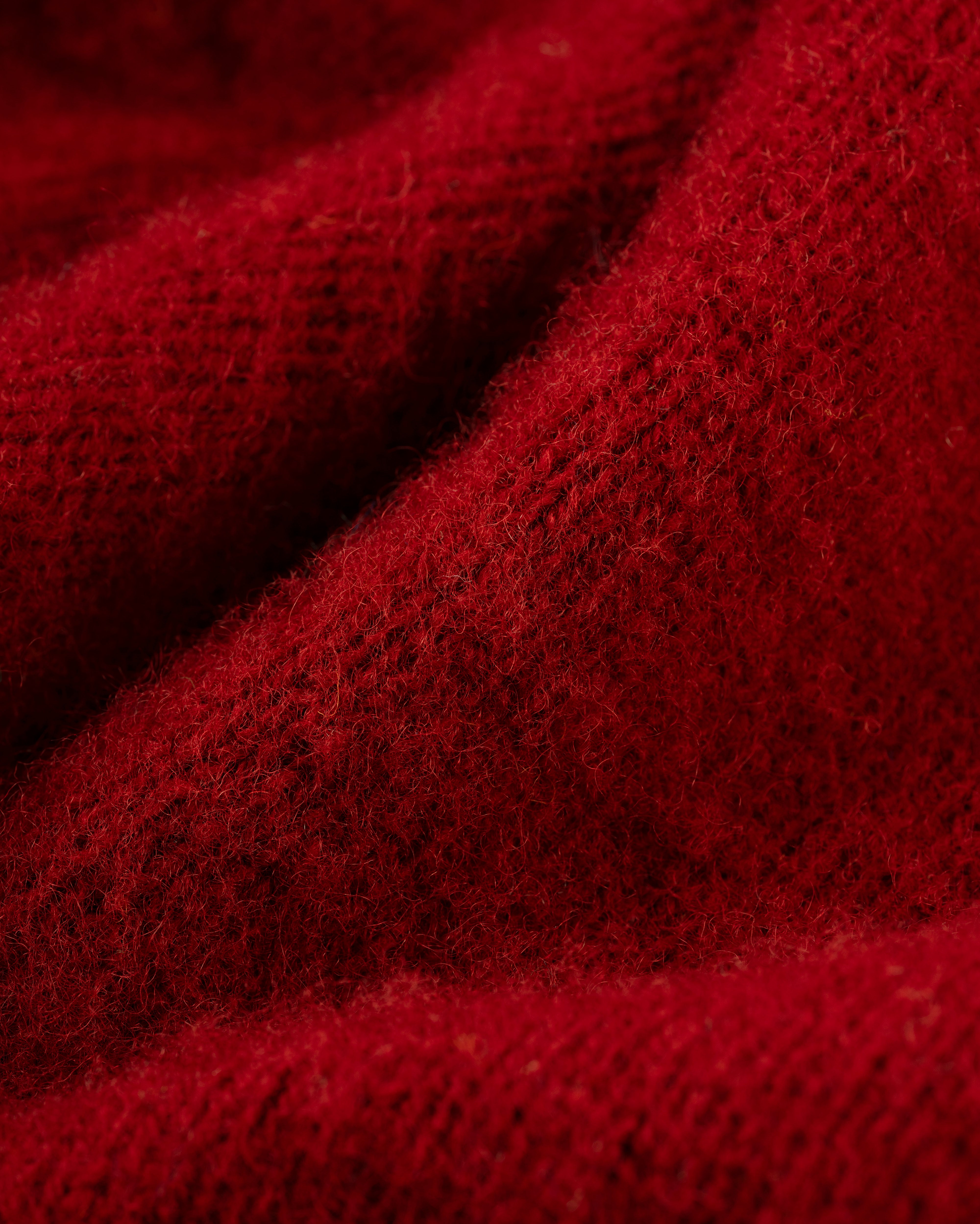 Made-in-Scotland Dark Red Shaggy Dog Sweater - Classic Fit