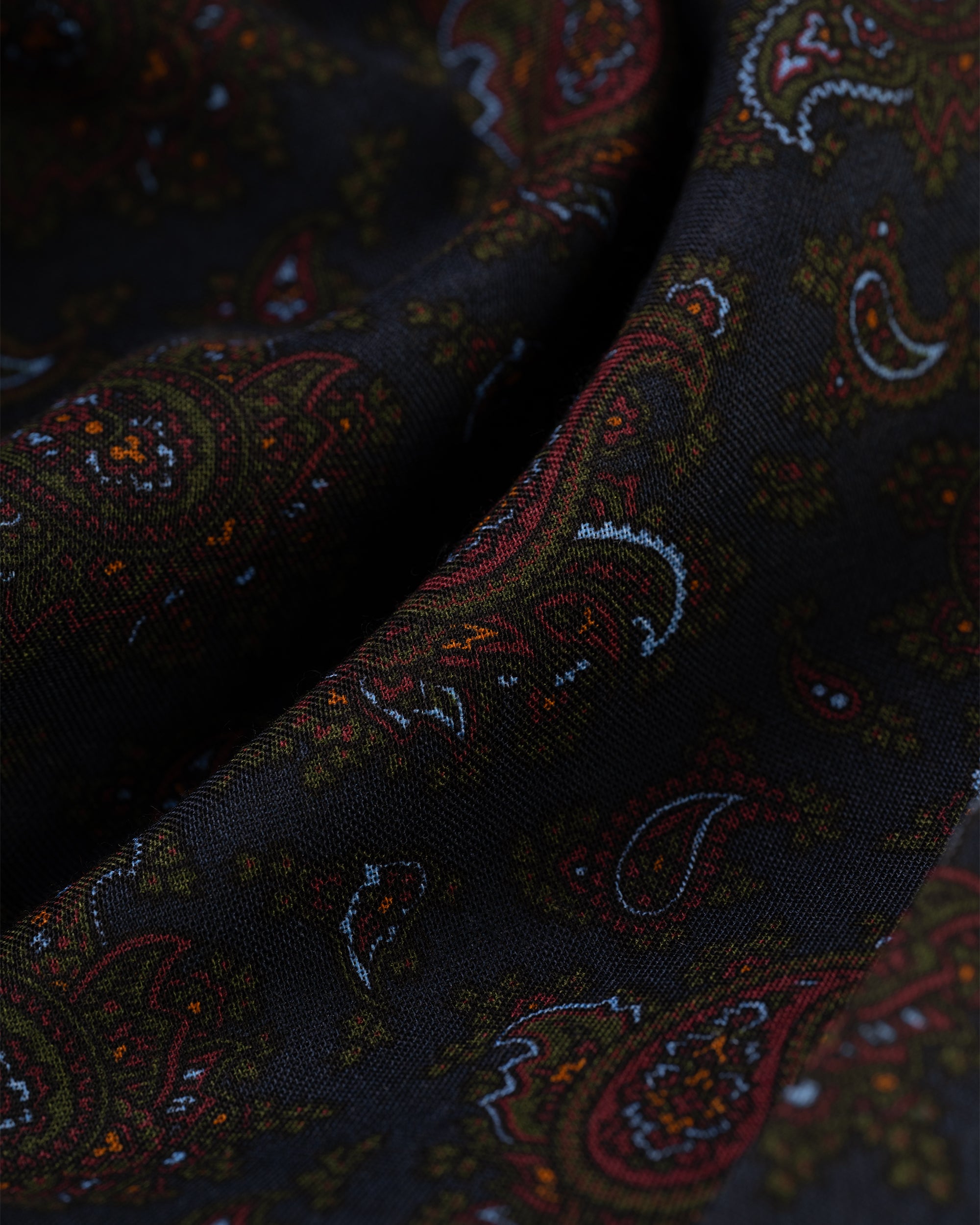 Made-in-England Navy Paisley Wool/Silk Scarf