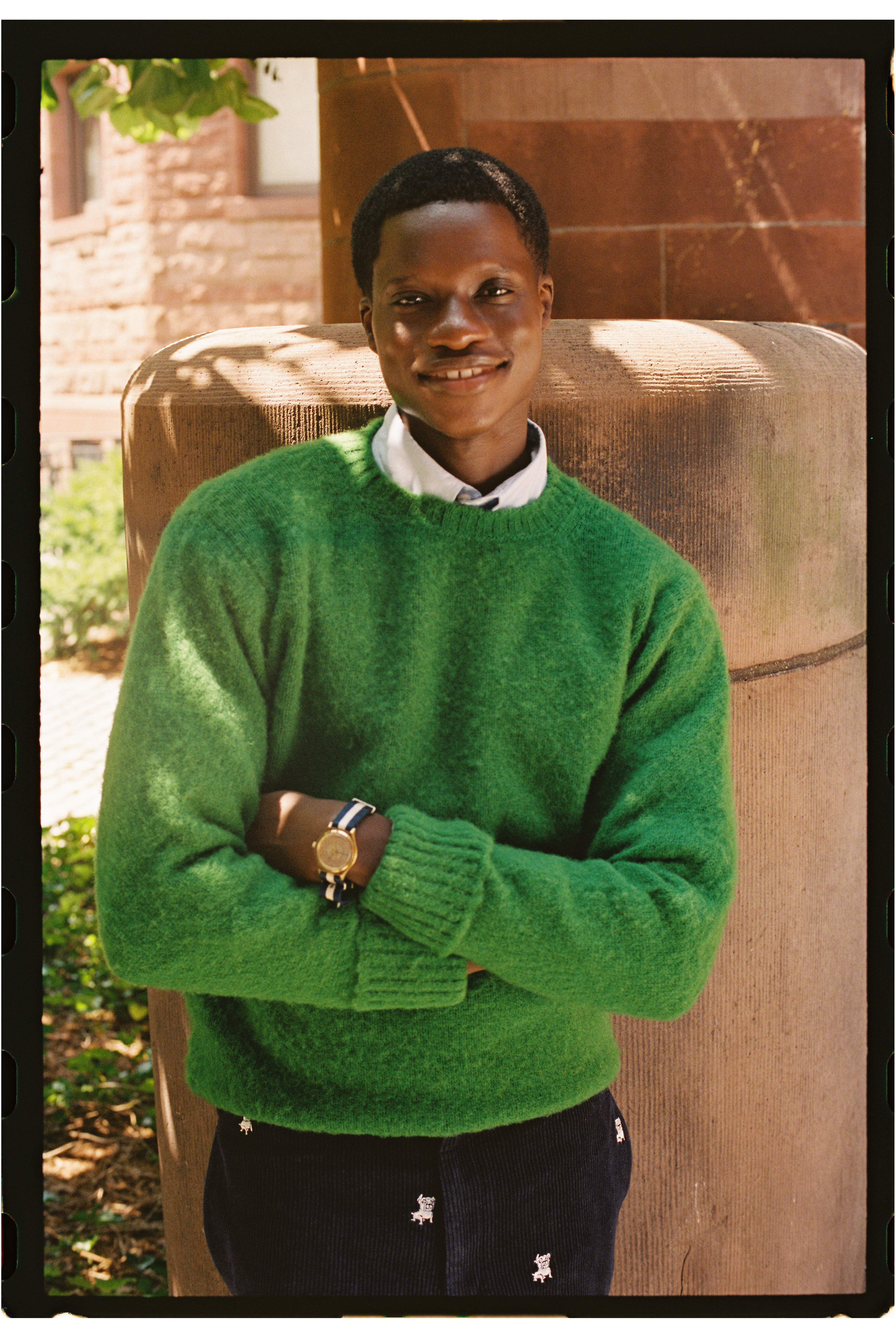 Bulldog Wide Navy Wale Corduroy Critter Pant