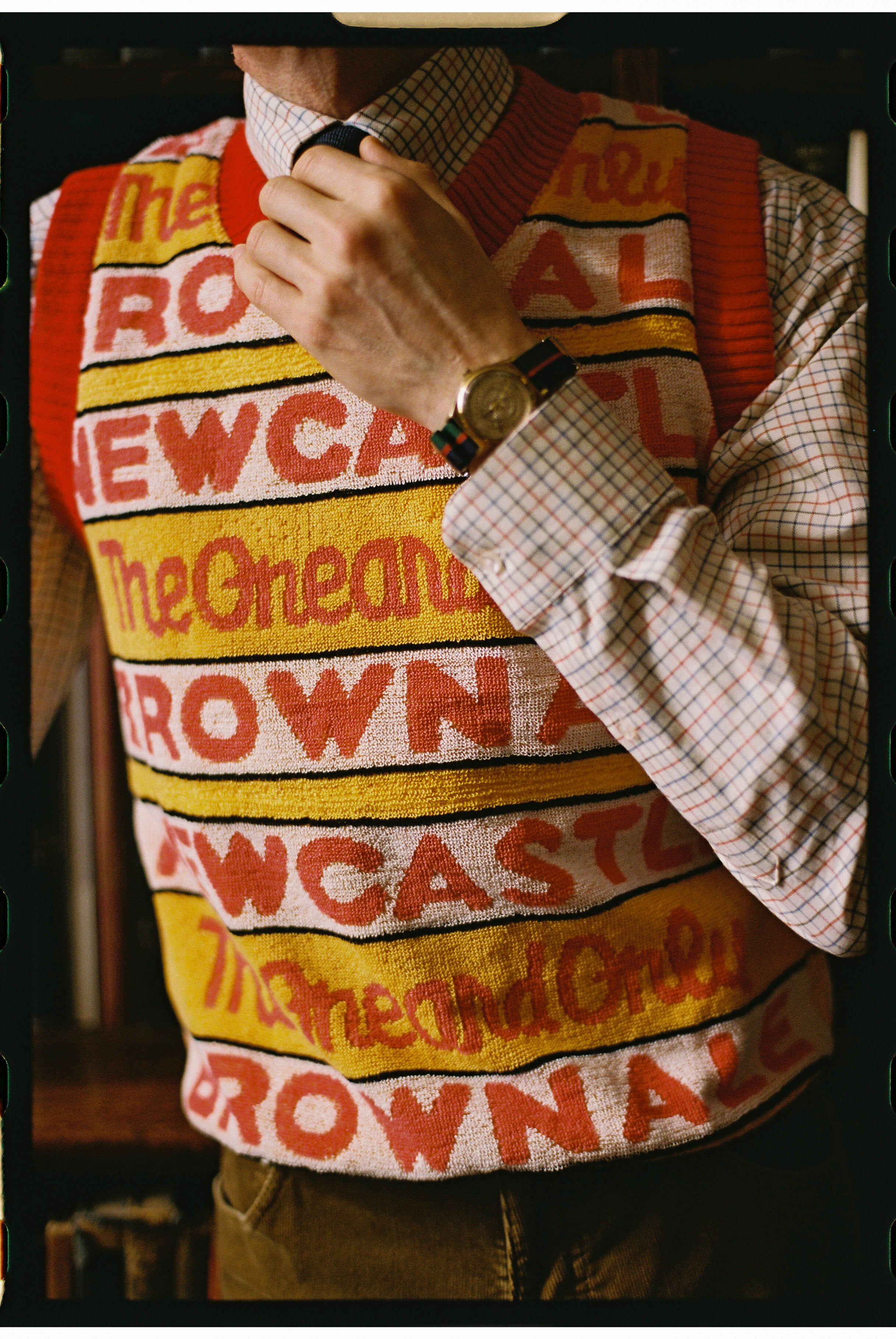 Made-in-England Newcastle Brown Ale Vintage Beer Towel Vest