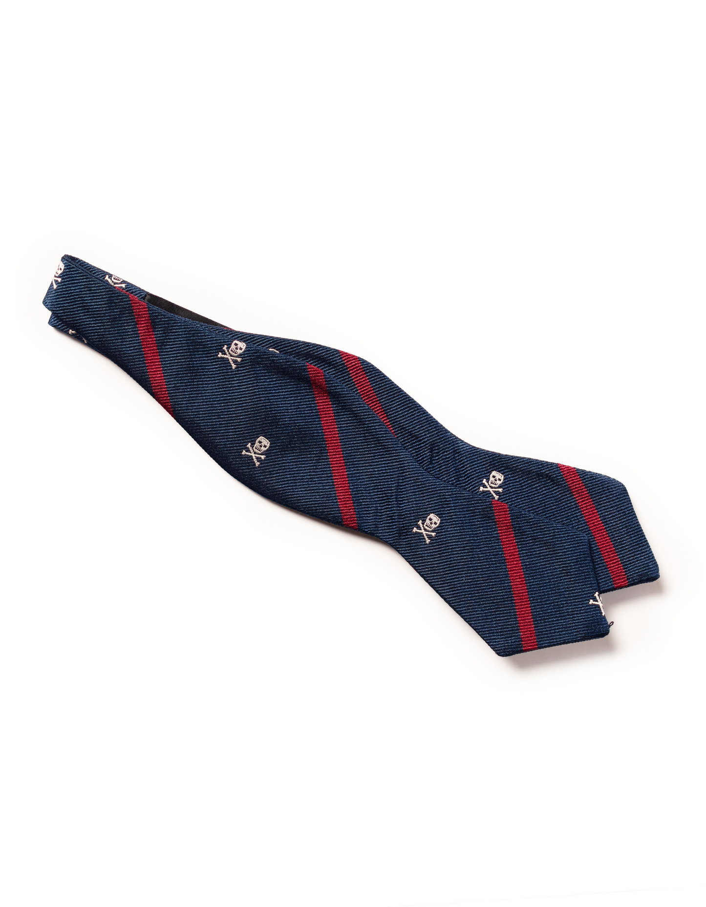 EMBLEMATIC SKULL AND CROSSBONES BATWING BOW TIE  - NAVY