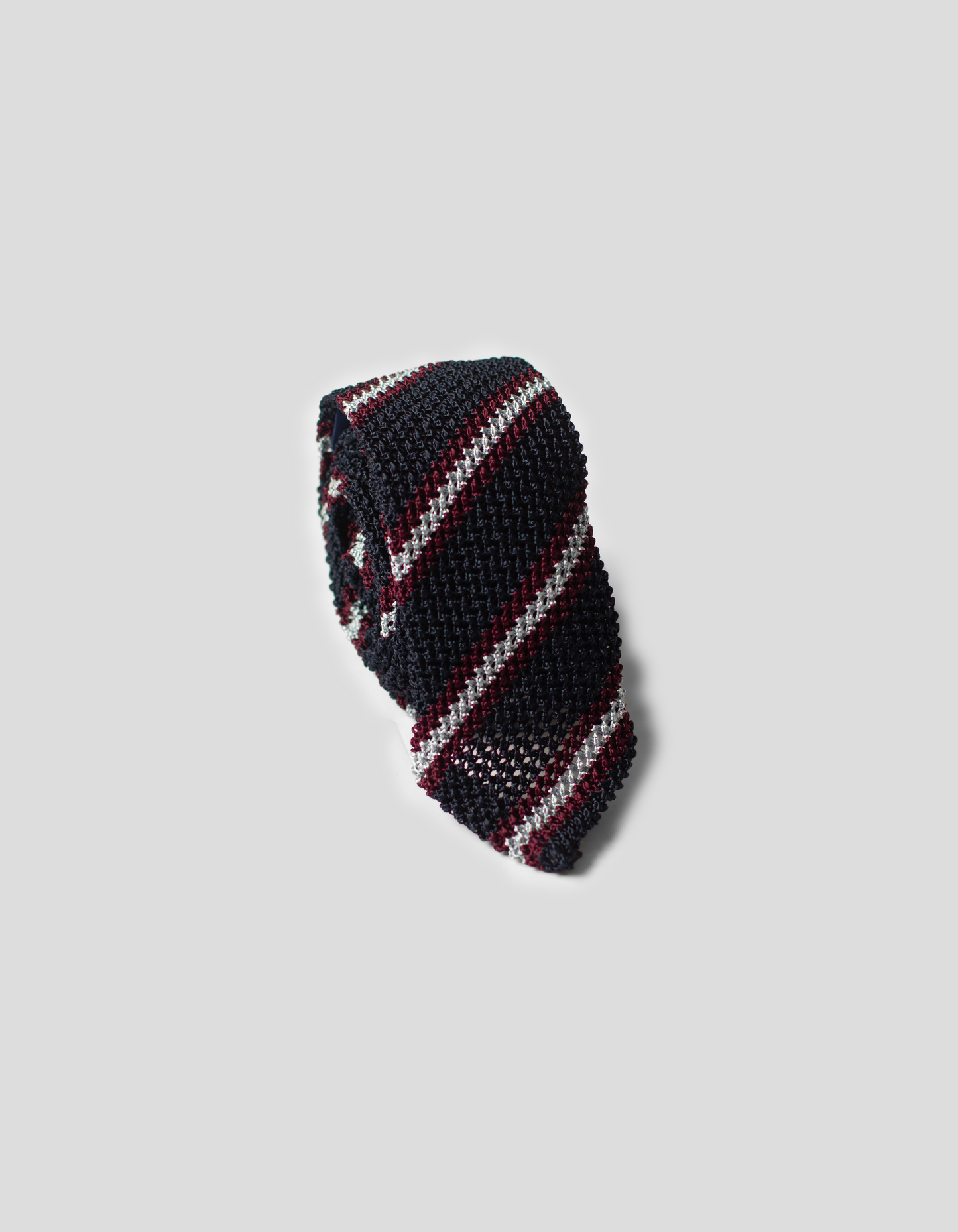 STRIPE POINTED TIP TIE - NAVY/BURGUNDY