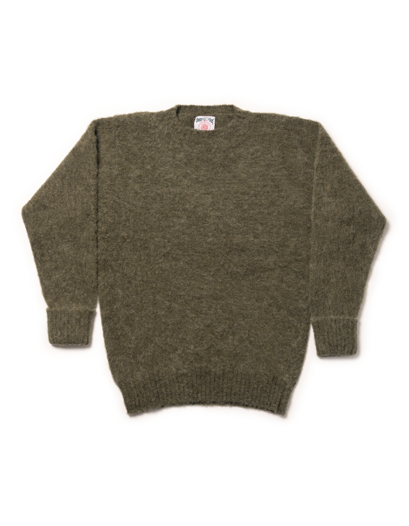 SHAGGY DOG SWEATER OLIVE - CLASSIC FIT