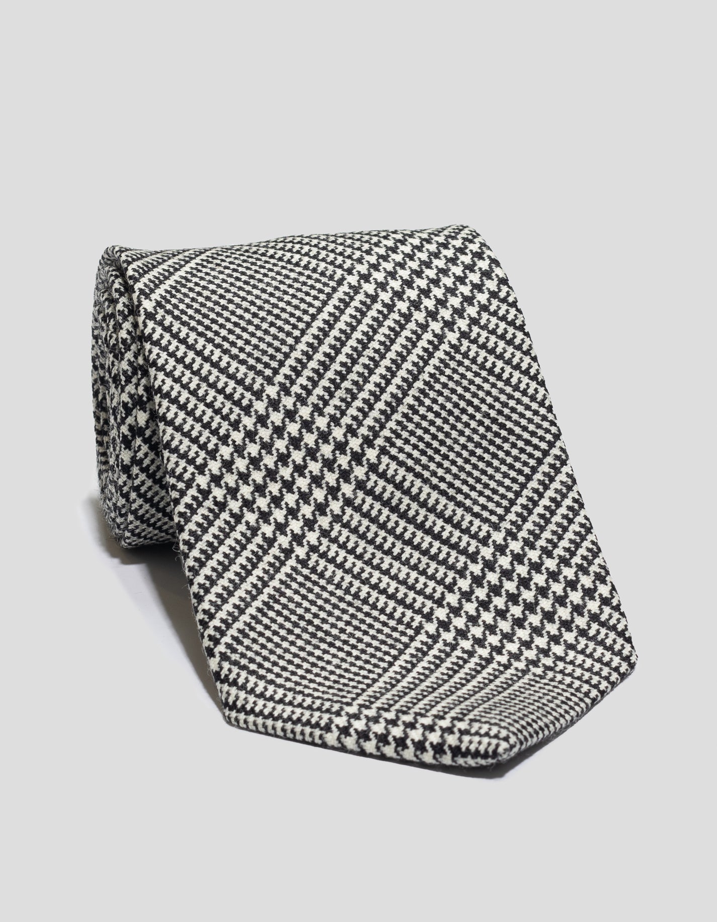 WOOL TARTAN TIE - PRINCE OF WALES