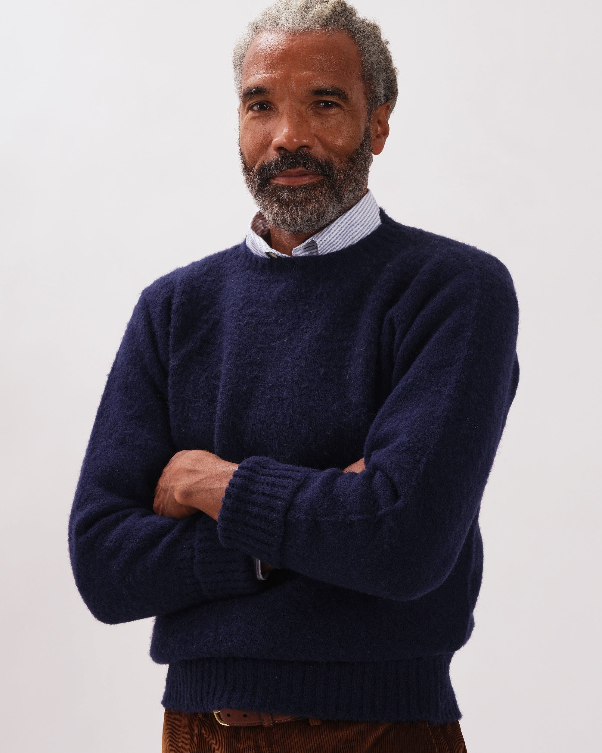 Made-in-Scotland Navy Shaggy Dog Sweater - Classic Fit | Men's