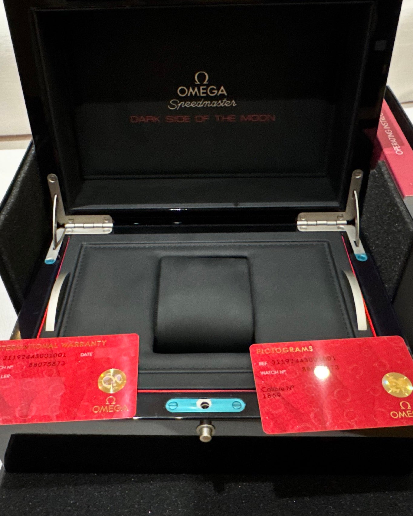 OMEGA Apollo 8 Dark Side of the Moon 311.92.44.30.01.001 Full Set New