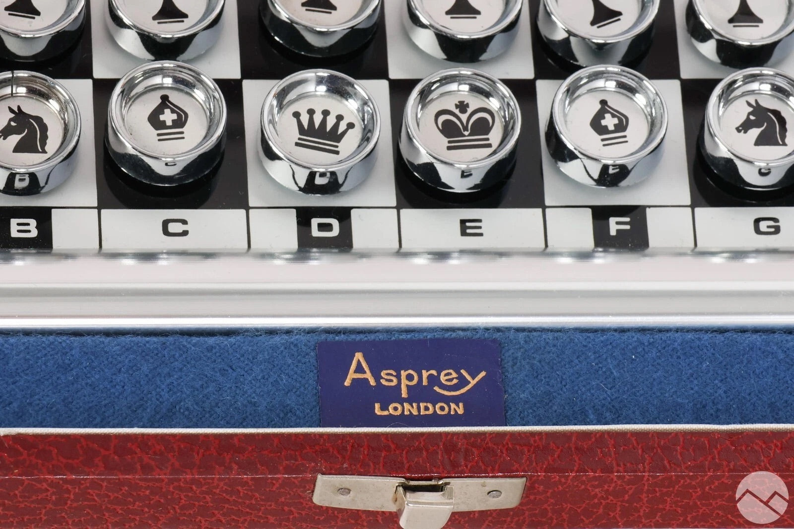 Asprey & Co London Magnetic Chess Set In Case 1980 Trustees Duke Edinburgh Fund