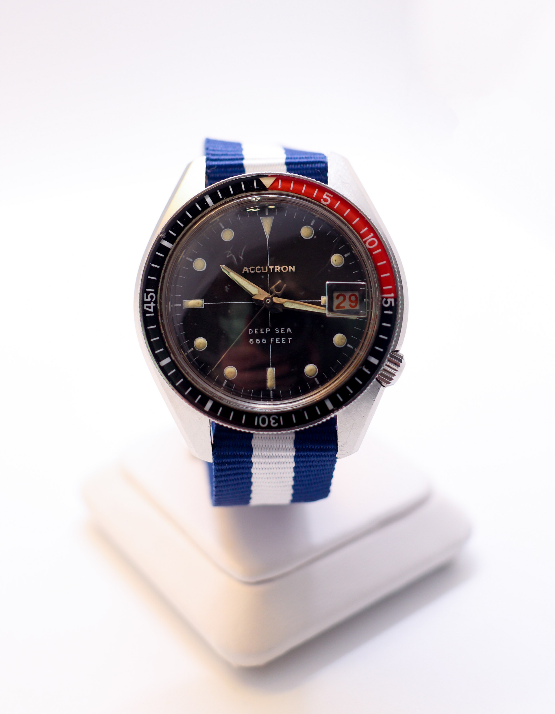 Accutron deep shop sea