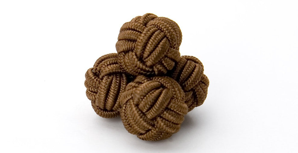 Silk Knots Round Brown